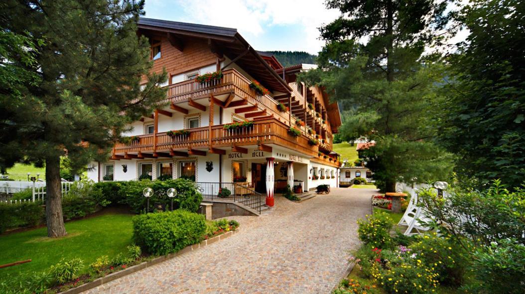 Hotel Hell Ortisei Exterior photo