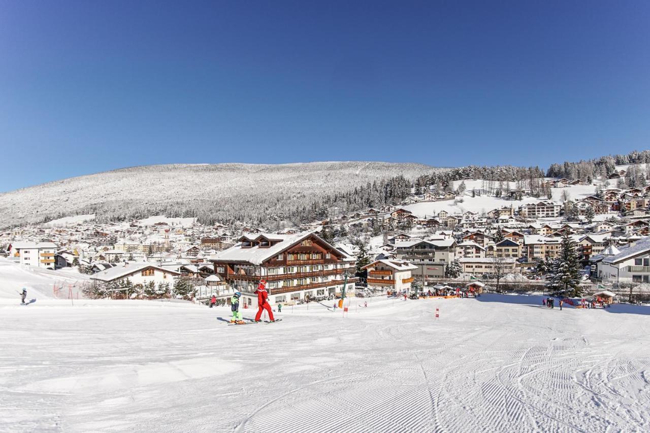 Hotel Hell Ortisei Exterior photo